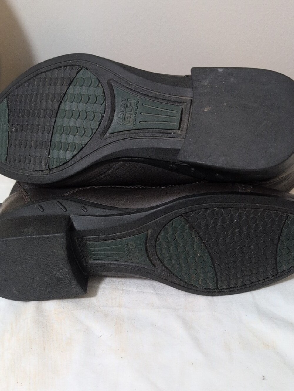 Ariat Black Leather Ankle Boot - Quilted Interior - Picture 5 of 7